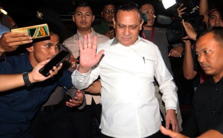 Kasus Firli Bahuri di Polda Metro, Novel Baswedan Harap Penanganannya tak Digantung