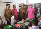 Perdana MBG di Langkat, Kapolres dan Ketua Bhayangkari Hadir Berikan Motivasi