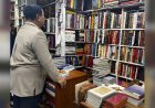 Prabowo Sempatkan Mampir ke Toko Buku Langganan saat Kunjungan ke India