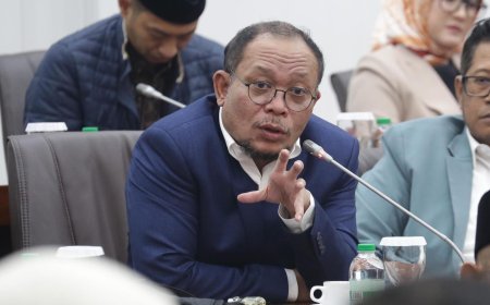 OJK Bakal Perketat Skema Paylater, Legislator Minta Segera Diterapkan