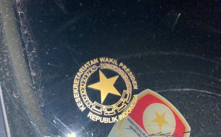 Mobil Berstiker Kesekretariatan WapresTabrak Pemotor, 2 Orang Tewas