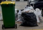 Ramai Pengunjung, Stadion Kebun Bunga Dipenuhi Sampah yang Menggunung