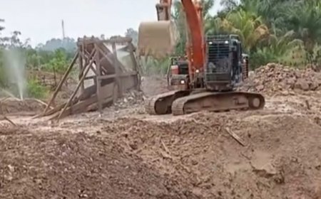 2 Alat Berat di Tambang Emas Ilegal Bebas Beroperasi di Kecamatan Linggabayu