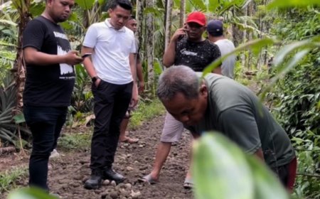 Gunakan Dana Pribadi, Jonatan Tarigan Perbaiki Jalan di Kecamatan Sei Bingai