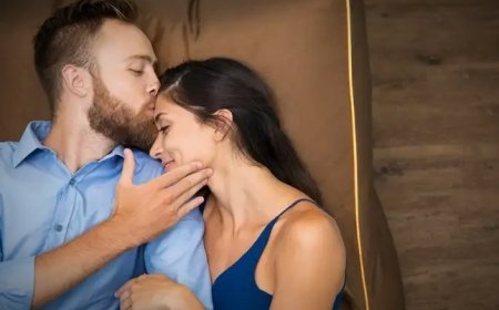 Ini 8 Manfaat Mencium Istri Sebelum Kerja yang Harus Diketahui Suami