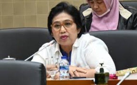 Komisi IX Desak Kemenaker Paksa Aplikator Penuhi Tuntutan THR Ojol