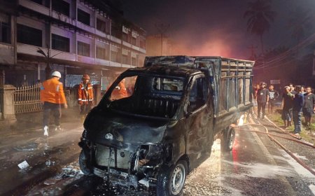 Mobil Pikap Bawa BBM yang Terbakar di Binjai sempat Tabrak Petugas Parkir: Dihadang Mobil Misterius