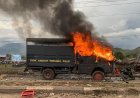 Syukuran Bupati Jayawijaya Ricuh, 6 Orang Terluka 7 Kendaraan Polisi Dibakar