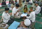 Bobby Nasution Serahkan Zakat Fitrah dan Bagi Bingkisan di Saentis