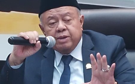 Komisi X: Pemerintah Harus Memberikan Perhatian Besar Pada Pesantren