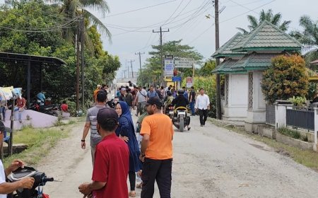 Warga Blokir Jalan, Ini Kata Camat Selesai