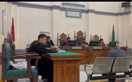 Korupsi Uang Restribusi Rp 1,4 Miliar, Mantan Dirut Pudam Tirta Bina Dituntut 8 Tahun Penjara