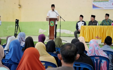 Jelang Idul Fitri 1446 H, Rico Waas Berbagi Kebahagiaan Menyalurkan Zakat kepada 1.240 Mustahik