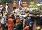 Longsor di Jalur Cangar-Pacet Mojokerto: 10 Orang Tewas