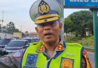 Arus Balik Mudik, Kasat Lantas I Made Parwita Atur Lalu Lintas di Pintu Keluar Tol Amplas