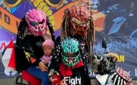 Pemudik Asal Pemalang Gunakan Kostum Predator Naik Sepeda Motor saat Balik ke Tangerang