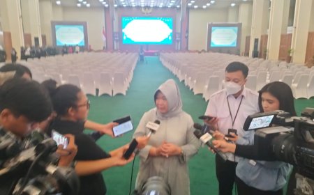 Siti Fauziah Apresiasi Para Mantan Sekjen MPR Hadiri Halal Bihalal