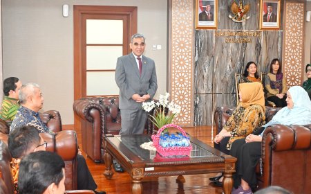 Ahmad Muzani Halal Bihalal Bersama Keluarga Besar Setjen MPR