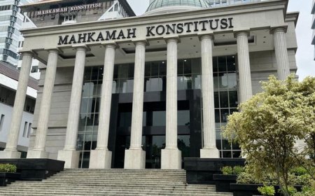Dua Mahasiswa Batam Gugat UU TNI ke MK, Minta Presiden-DPR Bayar Ganti Rugi ke Negara