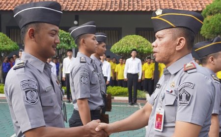 6 Petugas Rutan Pemalang Dapatkan Kenaikan Pangkat dan Pengangkatan PNS