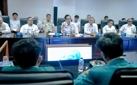 Bertemu Aliansi BEM Kota Medan, Wali Kota Rico Waas Paparkan Program Kerja