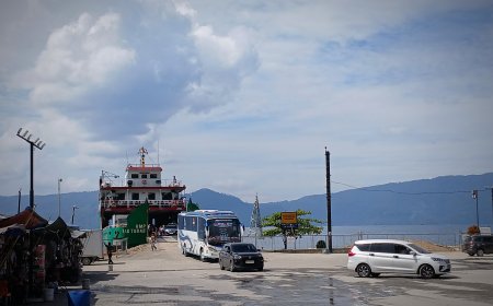Libur Panjang, Wisatawan Mulai Berdatangan ke Pulau Samosir
