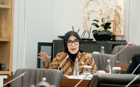 Neraca Perdagangan RI Anjlok, Komisi VI: Cermin Daya Saing Ekspor Lemah