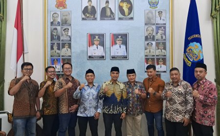 Bupati Minta PLN Tingkatkan Infrastruktur Listrik di Bangkalan