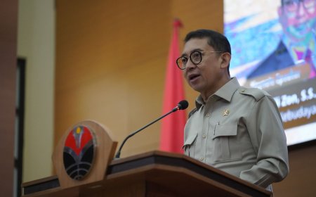 Fadli Zon Dinilai Jadi Menteri Manipulatif Karena Menyangkal Kasus Pemerkosaan Mei 1998
