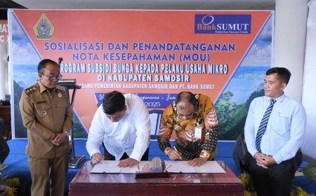 Bupati Samosir dengan PT. Bank Sumut Tandatangani MoU Program Subsidi Bunga Pinjaman UMKM