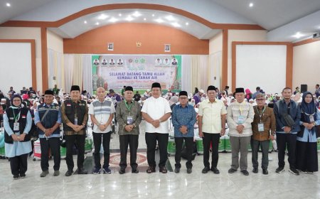 354 Jemaah Haji Kloter 14 Tiba di Tanah Air