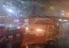 Pohon Tumbang Timpa Grand Livina di Kapten Maulana Lubis