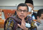 Hinca Panjaitan Pertanyakan Keseriusan Pemprov-Pemda Tangani Kebakaran Hutan di Samosir