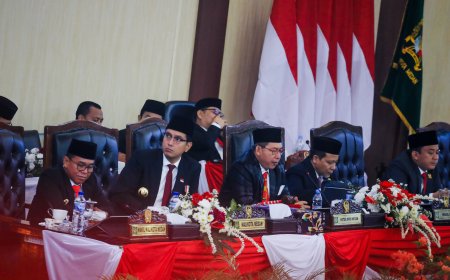 HUT RI Ke- 80, Rico Waas dan Zakiyuddin Hadiri Rapat Paripurna Dengarkan Pidato Kenegaraan Presiden Prabowo Subianto