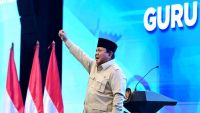 Prabowo Tampak Sebatang Kara