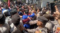Aksi Kenaikan Tunjangan Gaji DPR Memanas, Aliansi Cipayung Plus dan Petugas Nyaris Bentrok