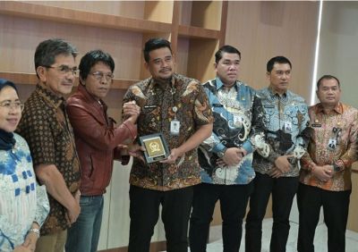 Bobby Nasution dan Adian Napitupulu Salam Komando, Kunker Badan Aspirasi Masyarakat DPR RI ke Sumut