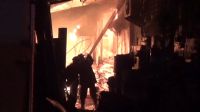 Diduga Korsleting Listrik, Gudang WO di Petisah Ludes Terbakar