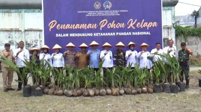 UPT Rutan dan Lapas Tanjung Gusta Tanam Pohon Kelapa Mendukung Asta Cita