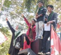 Ratusan Mahasiswa Cipayung Plus Madina Teriakkan DPR: Dewan Penipu Rakyat!