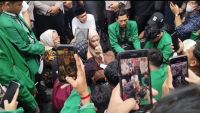 Unjuk Rasa, Mahasiswa UINSU Angkat Sumpah Ketua DPRD Sumut Erni Ariyanti Pakai Alquran