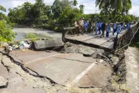 Gempa 6,6 M Guncang Nabire: Jembatan Amblas, Kantor Bupati dan Bandara Alami Kerusakan