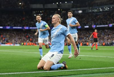 Liga Champions, 10 Pemain Napoli Takluk 2-0 dari Manchester City