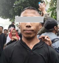 Pria Diduga Intel Diamankan Massa di Medan, Dianggap Bikin Provokasi