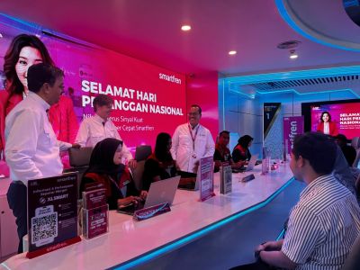 Hari Pelanggan Nasional 2025, XLSMART Apresiasi Pelanggan dengan Ragam Program Khusus Berbasis Poin dan Kejutan Spesial