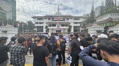 Unjuk Rasa di Kantor Walikota, HMI Medan Desak Penutupan Hiburan Malam hingga Penyelesaian Banjir