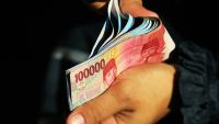 Korupsi Dana BOS Rp785 Juta, Eks Kepala SMKN 1 Pancur Batu dan Bendahara Ditahan Kejaksaan