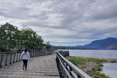 Warga Samosir Keluhkan Adanya Fasilitas Waterfroncity yang Rusak