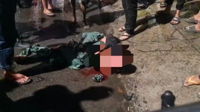 Dipergoki Pemilik, Maling Sepeda Motor Babak Belur Dimassa Warga