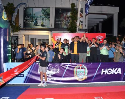 Bobby Nasution Melepas Bendera Start TOTK Kategori 100k di Tuktuk Siadong Samosir